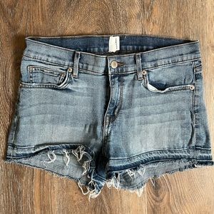 Rich & Skinny//Jean Short//Size 27